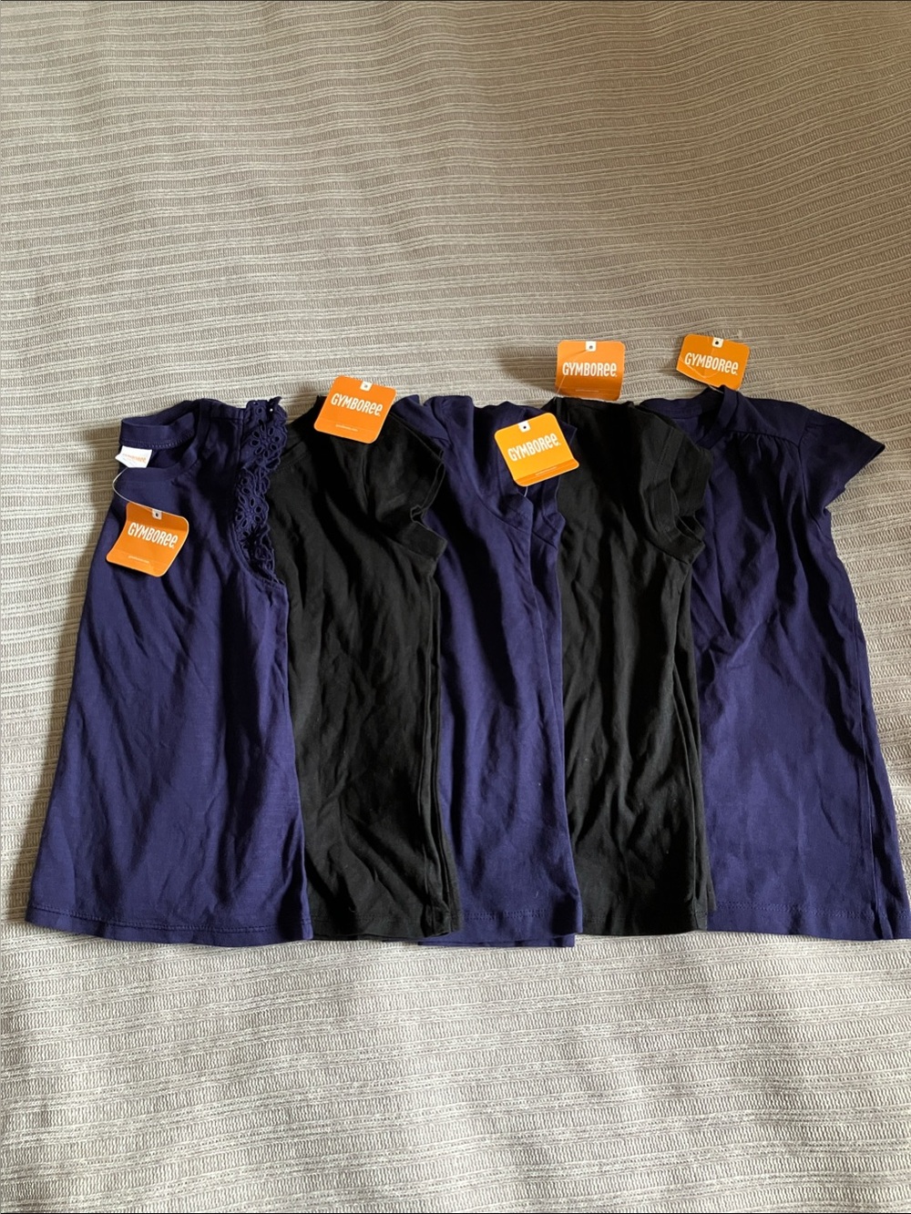 Gymboree Girls Navy and Black Short Sleeve Tee 5 Pack size 5-6.